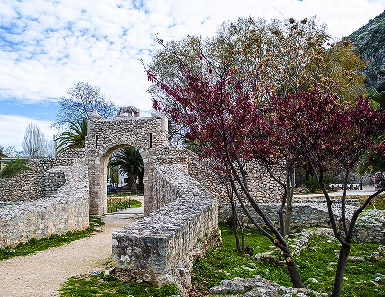 Η Πύλη της Ξηράς (Porta di Terra ferma) στο Ναύπλιο